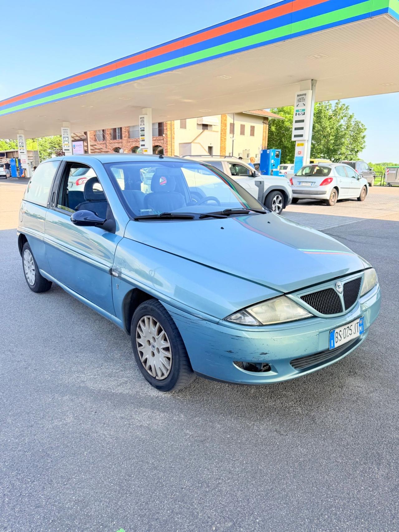 Lancia Y 1.2i cat Elefantino Blu