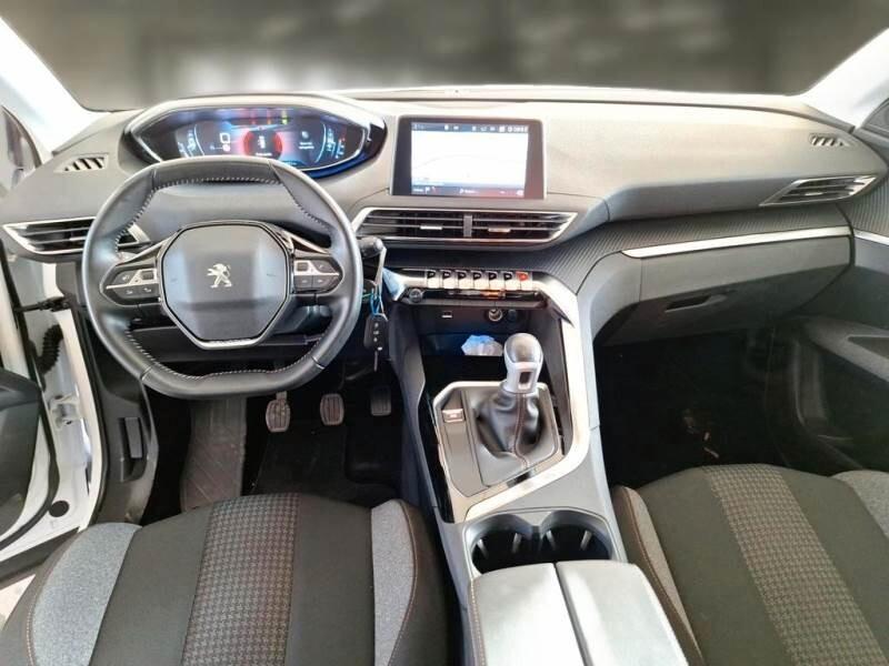 Peugeot 3008 BlueHDi 130 S&S Business