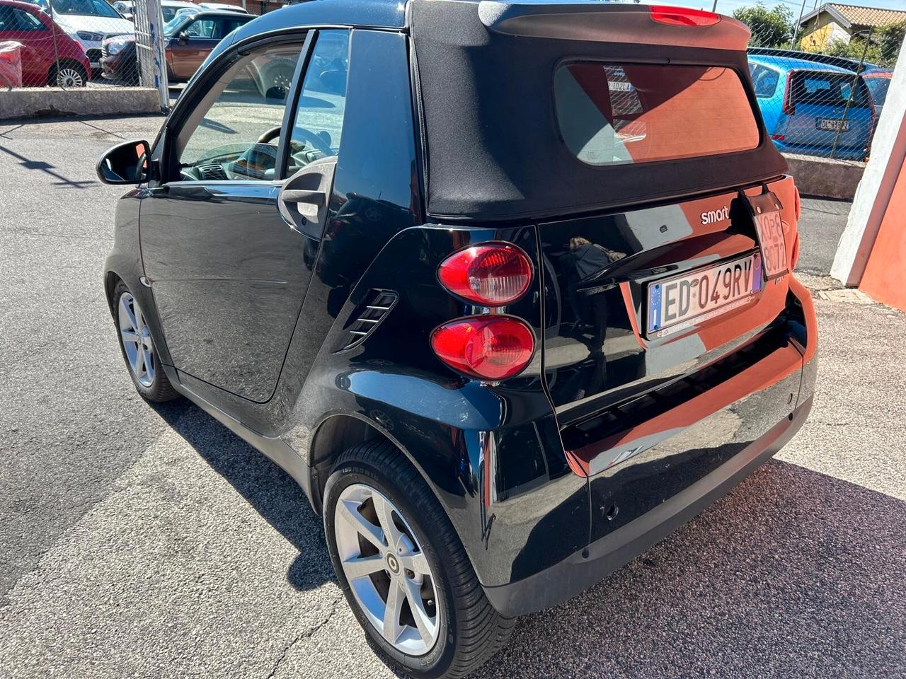 Smart ForTwo 1000 62 kW cabrio passion