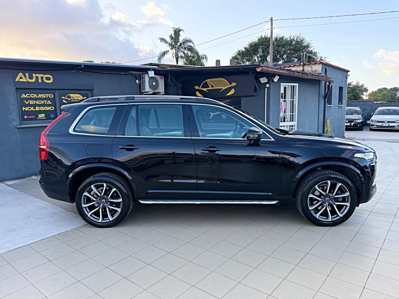 Volvo XC 90 XC90 D5 AWD Geartronic 7 posti R-design