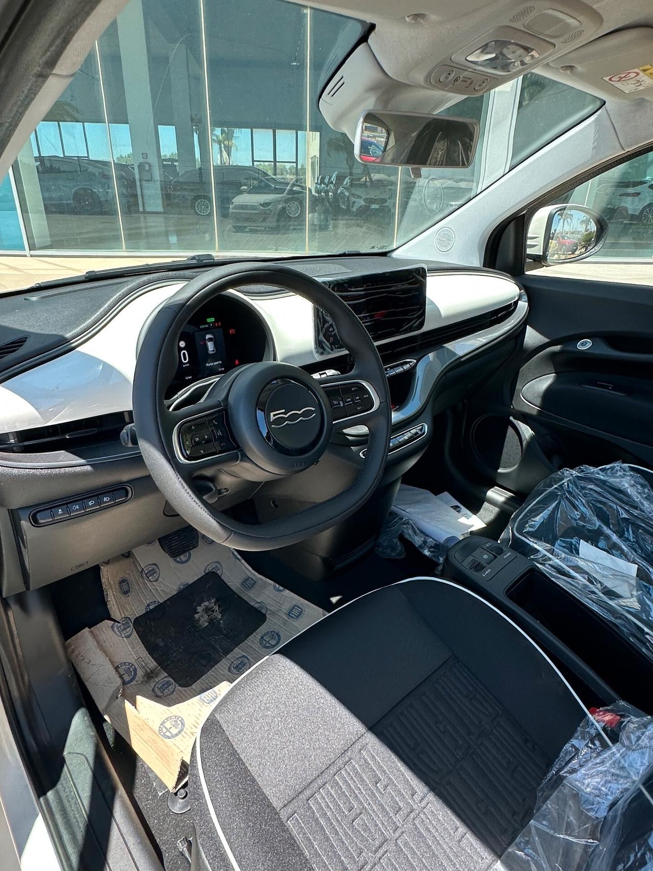 Fiat 500e Bev offerta T-Stock prezzo imperdibile