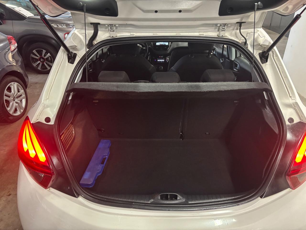 Peugeot 208 1.6 HDI OK NEOPATENTATI