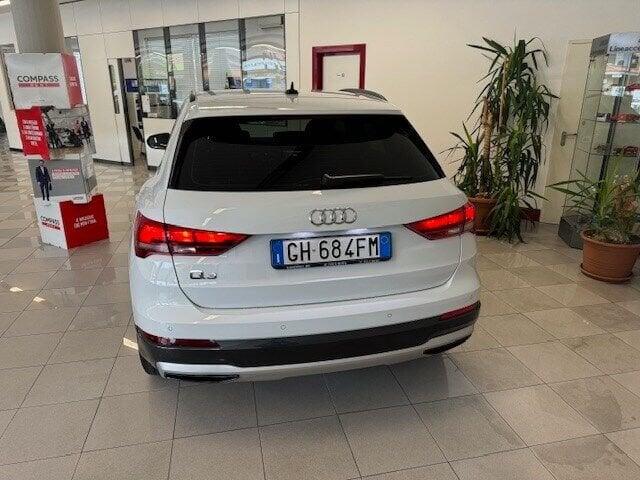 Audi Q3 Q3 35 TDI S tronic Business Advanced