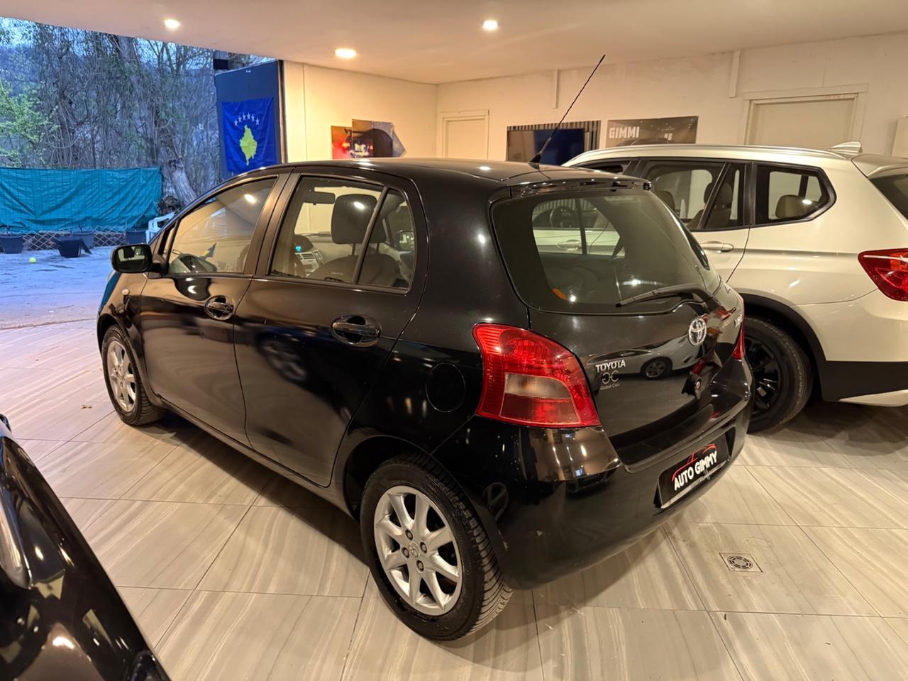 Toyota Yaris 1.3 benzina NEOPATENTATI