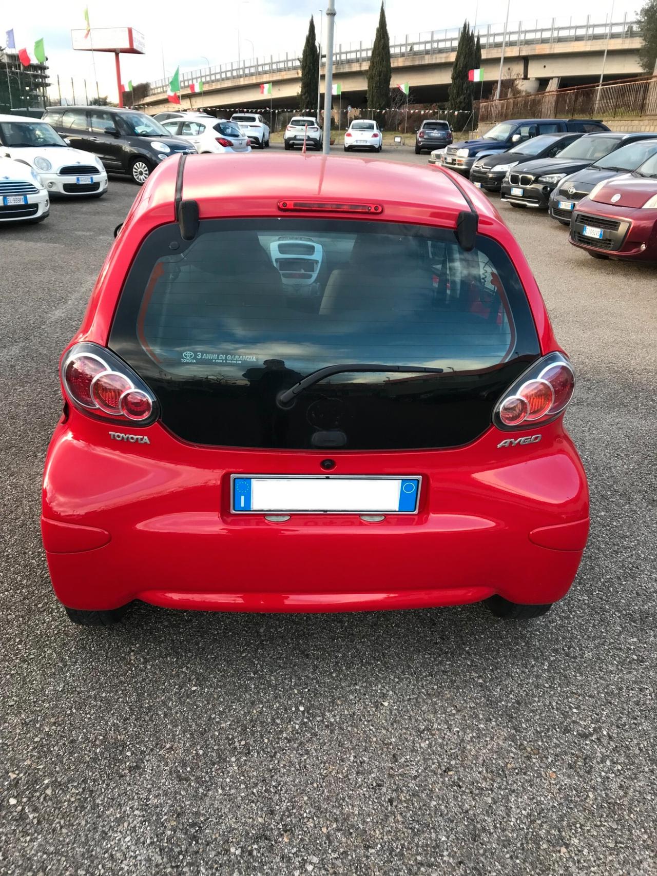 Toyota Aygo 1.0 12V VVT-i 5 porte Sol