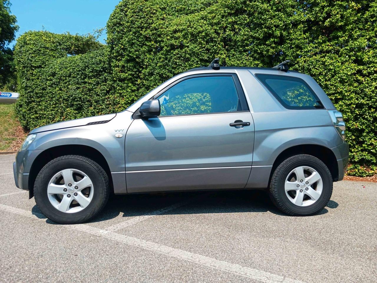 Suzuki Grand Vitara 1.6 VVT PERFETTA