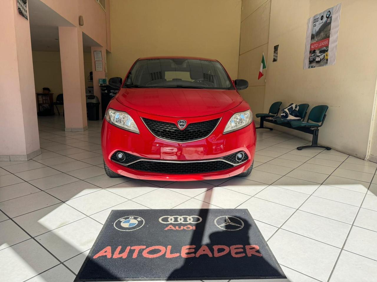 Lancia Ypsilon 1.2 69 CV 5 porte GPL Ecochic Gold