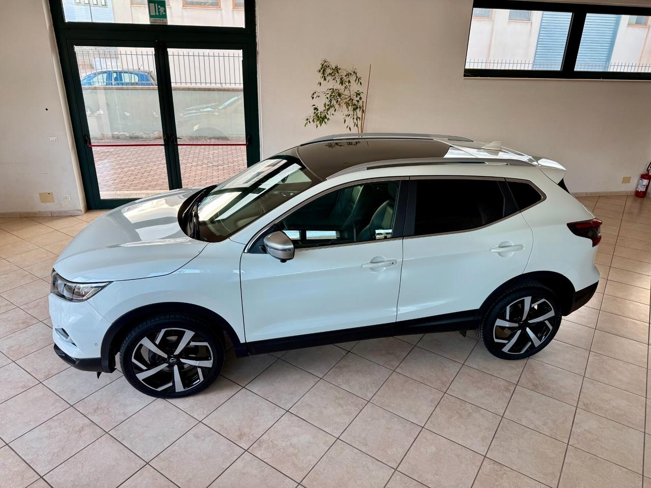 Nissan Qashqai II1.6 dci Tekna+ 2wd 130cv Xtronic Cross