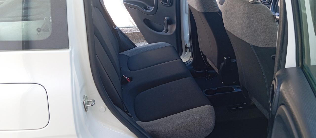 Fiat Panda 1.0 fireFly Hybrid 70 CV - Garanzia