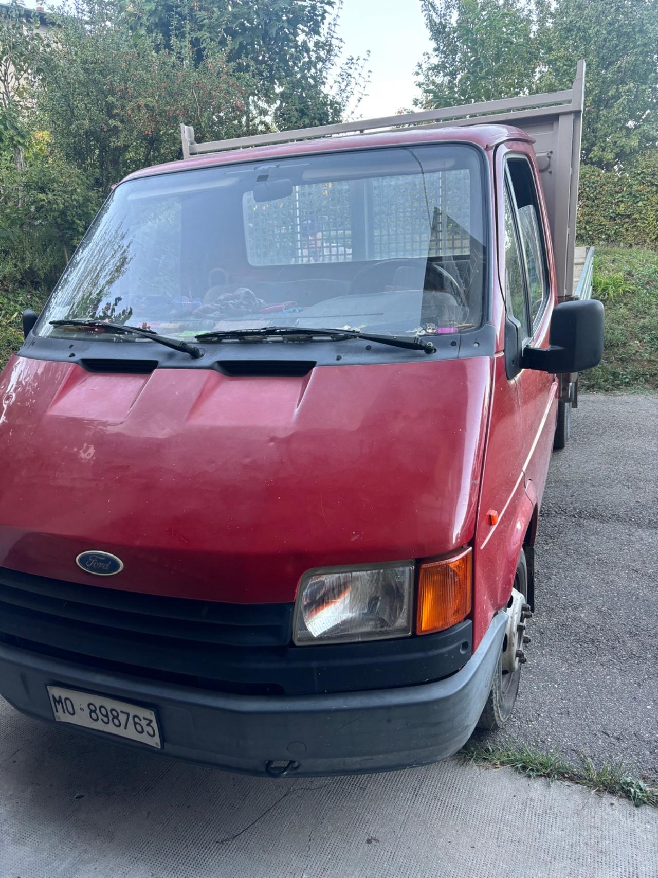 Ford Transit 190 2.5 diesel PL Cabinato