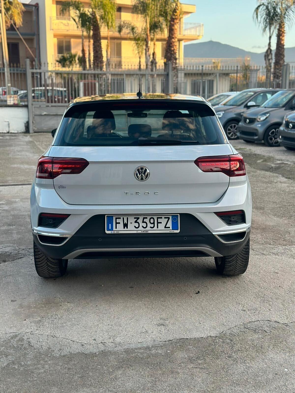 Volkswagen T-Roc 1.6 TDI full optional fari led!! PROMO