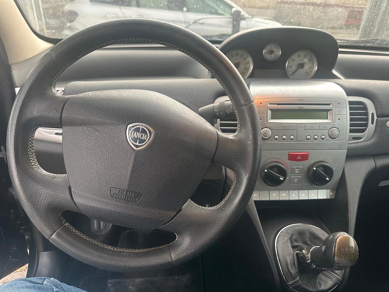 Lancia Ypsilon 1.3 MJT 75 CV -09/2010