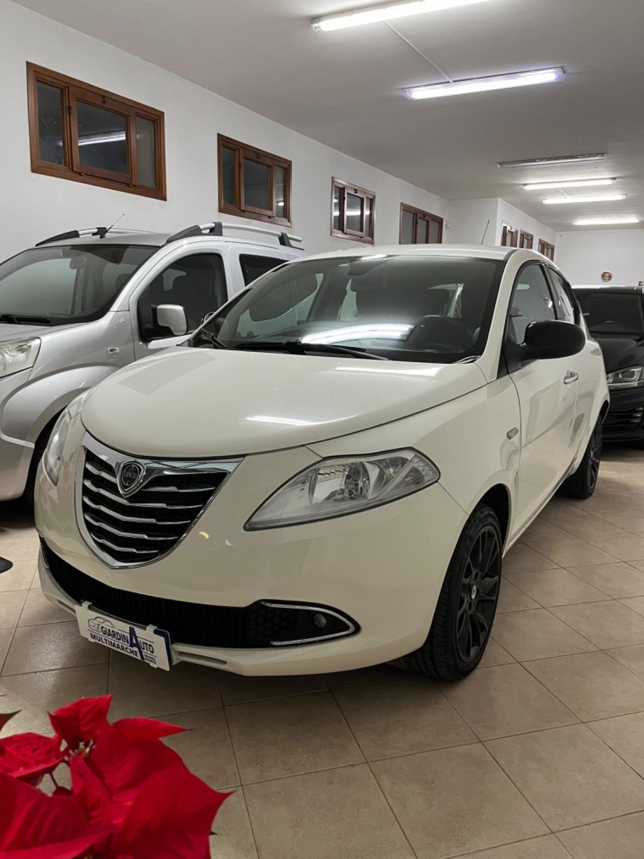 Lancia Ypsilon 1.3 MJT 16V 95 CV 5 porte S&S Gold