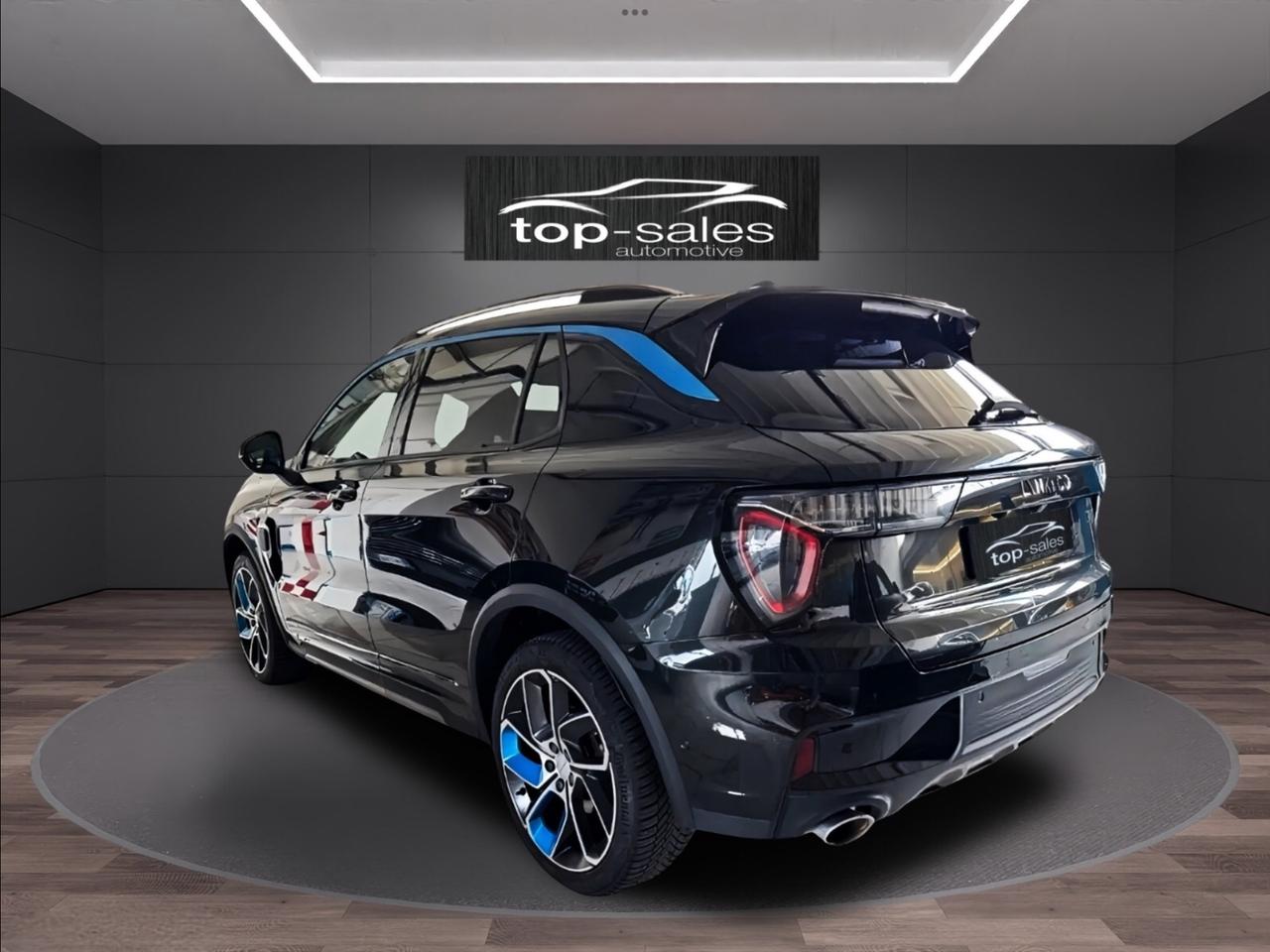 Lynk&co 01 PHEV Perfetta