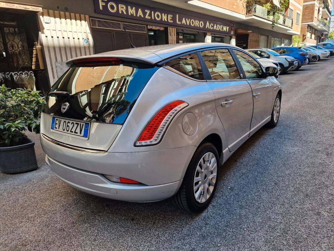 Lancia Delta 1.4 T-Jet 120 CV Silver Ecochic GPL