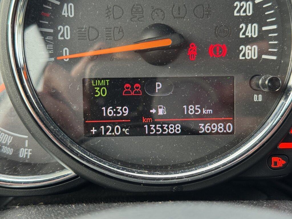 Mini Cooper D Cabrio 1.5 Cooper D Auto