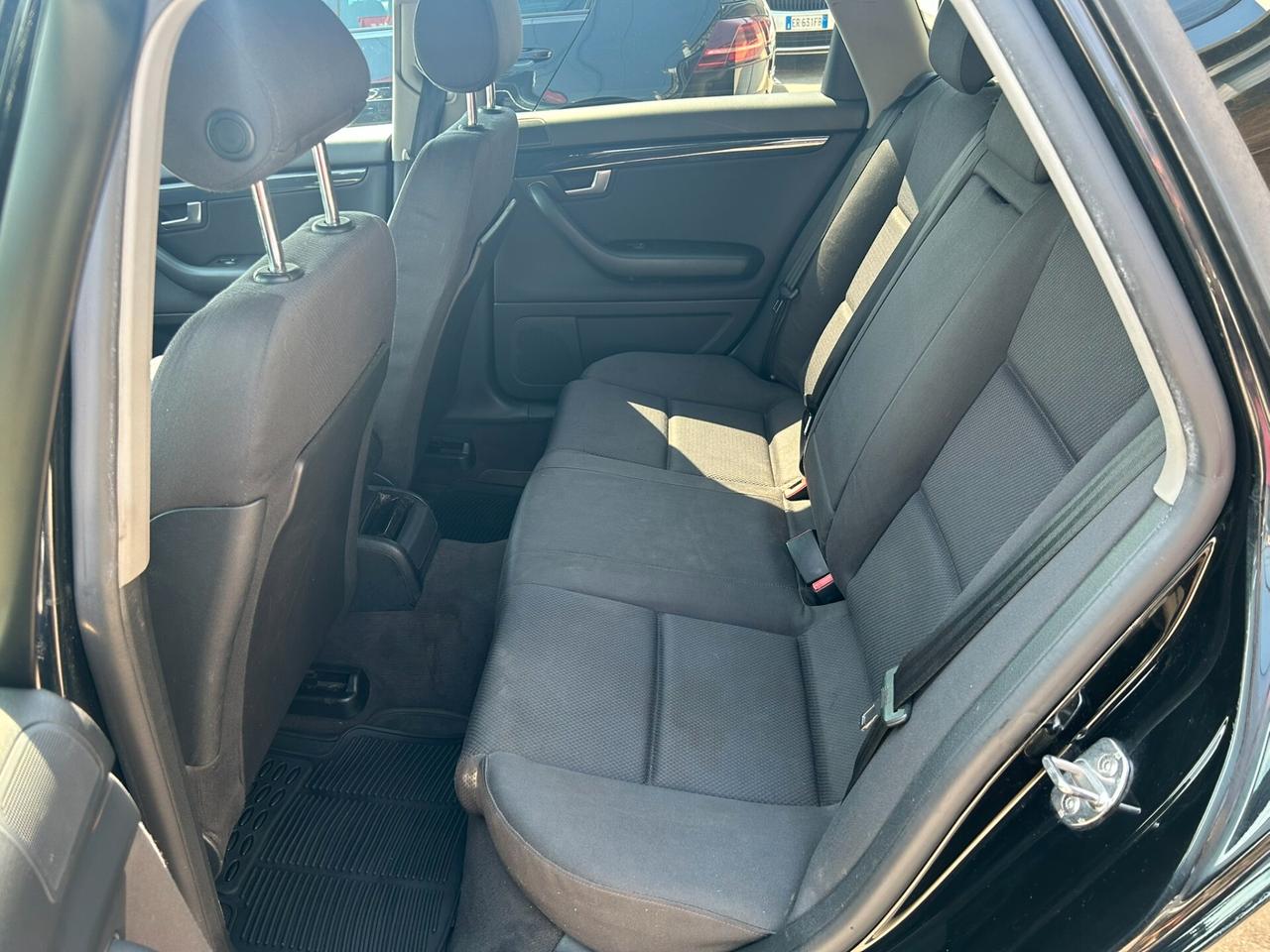AUDI A4 AVANT 1.9 TDI 130CV - PER EXPORT