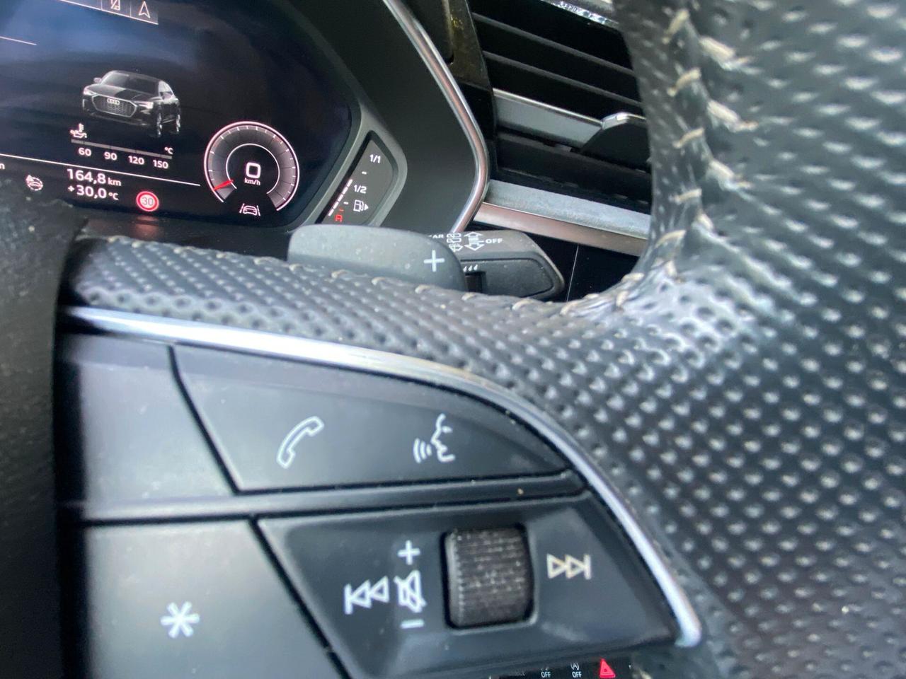 Audi Q3 35 TDI S tronic line edition