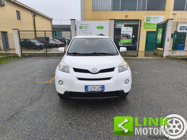 TOYOTA Urban Cruiser 1.4 D-4D AWD Luxury