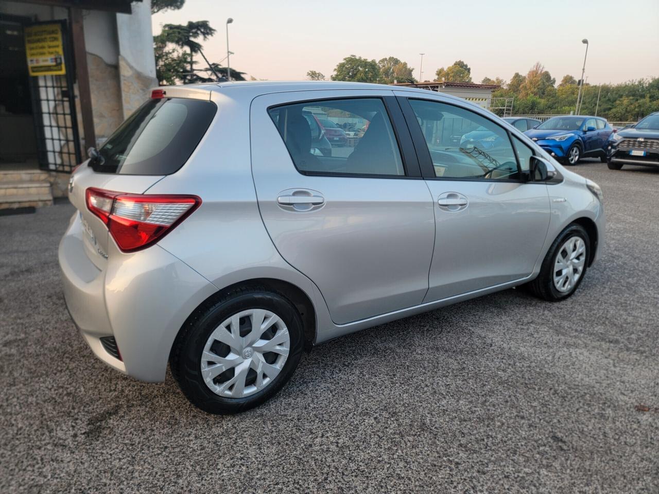 Toyota Yaris 1.5 Hybrid Active solo 62 mila km !