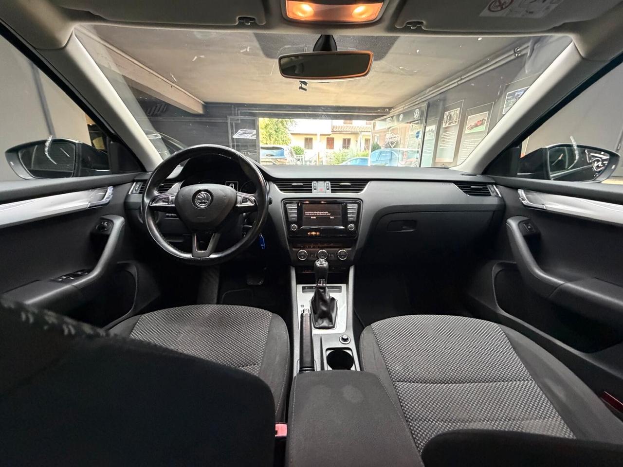 Skoda Octavia 1.6 TDI CR 110 CV DSG Wagon Style