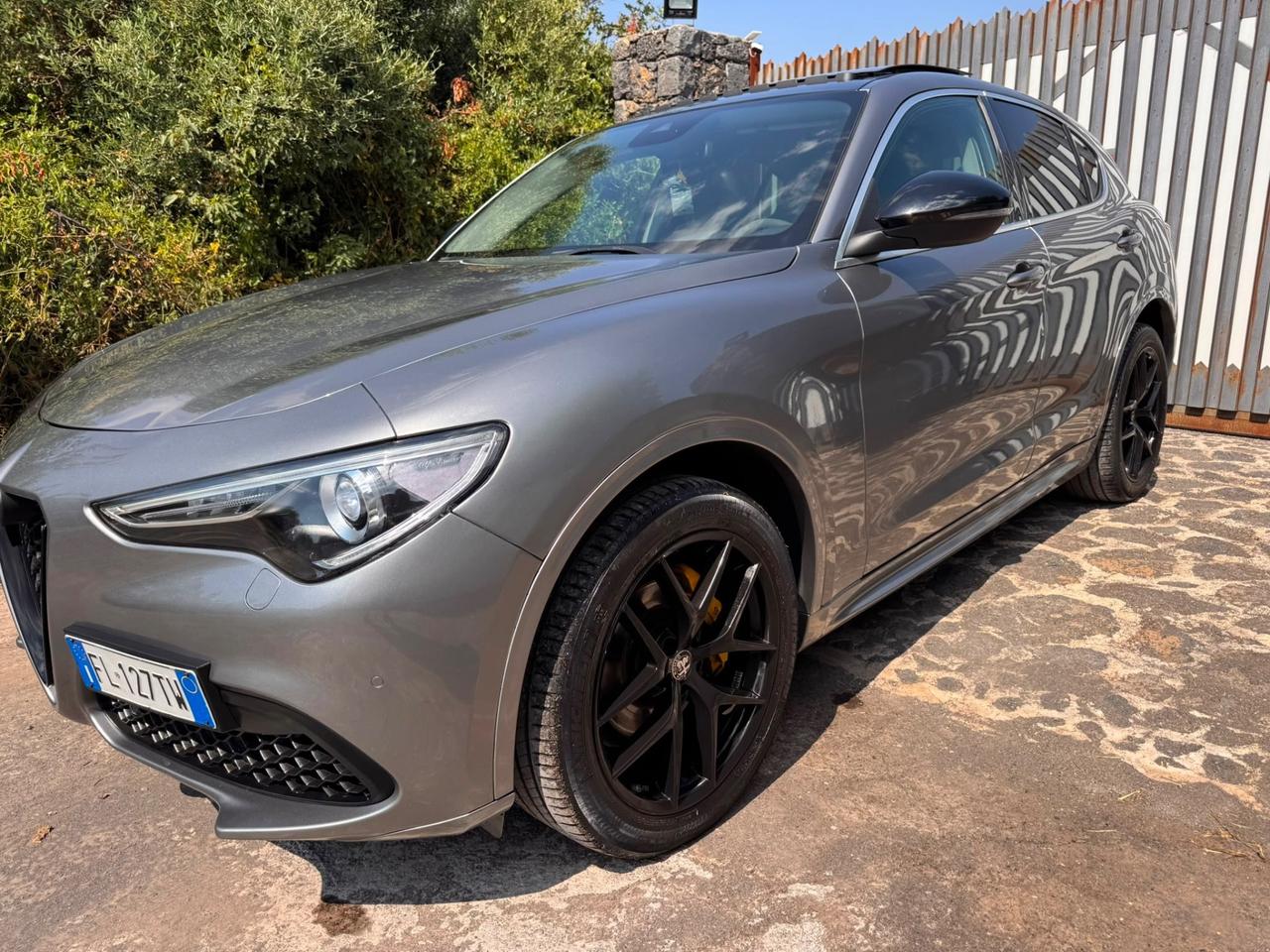 alfa romeo stelvio 2.0 turbo benzina 280cv aceto permuta