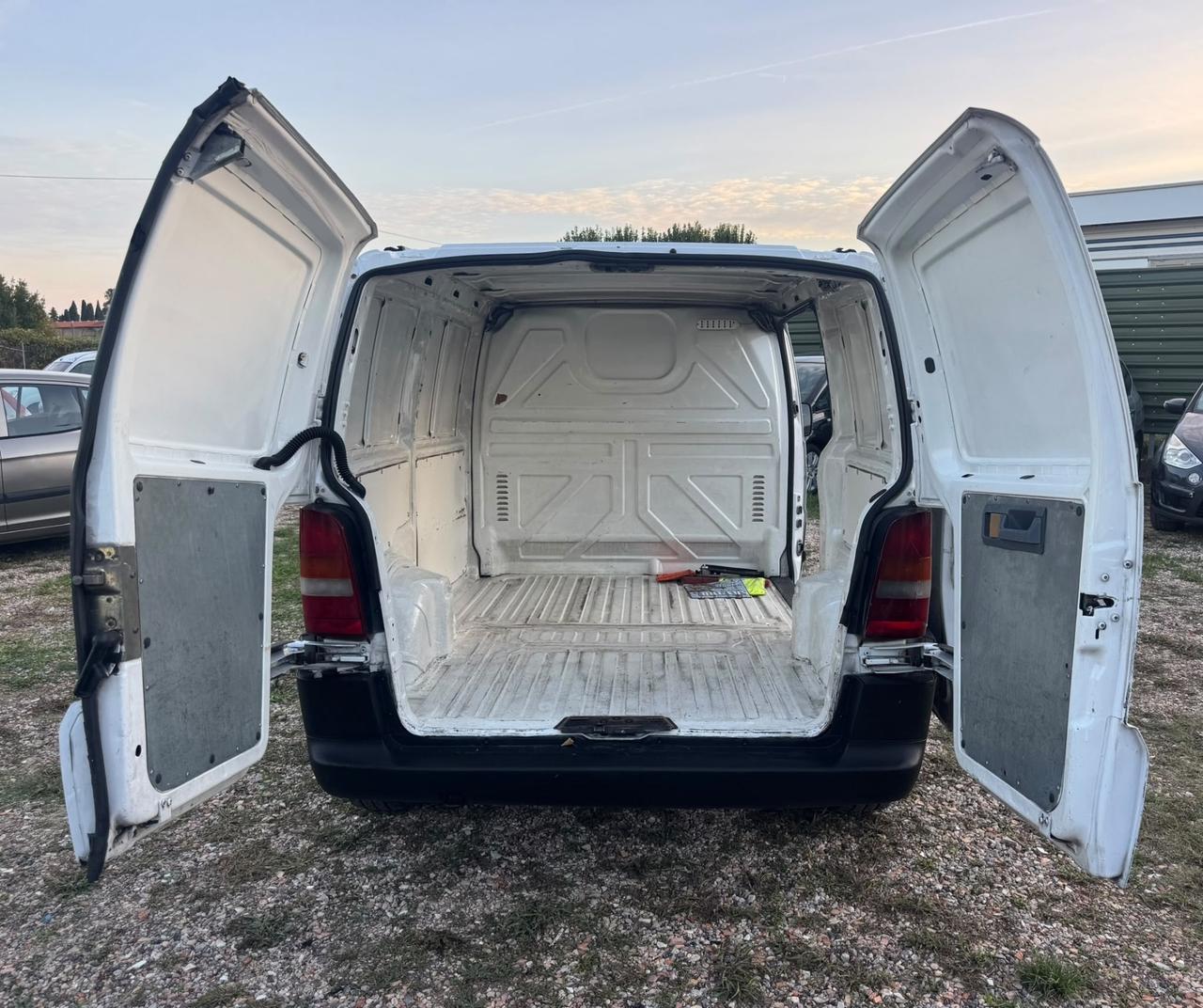 Mercedes Benz Vito 110CDI Cat Furgone