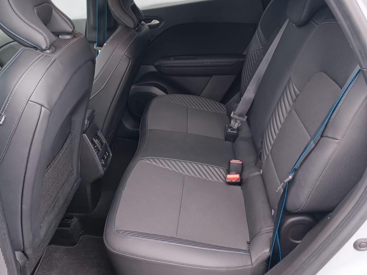 Renault Captur Mild Hybrid 160 CV EDC Esprit Alpine