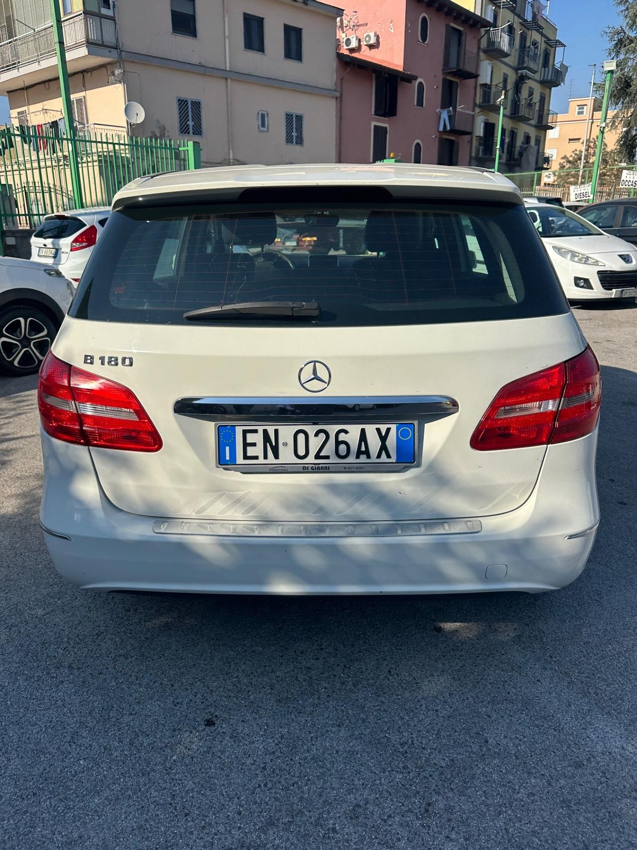 Mercedes-benz B 180 BlueEFFICIENCY Premium
