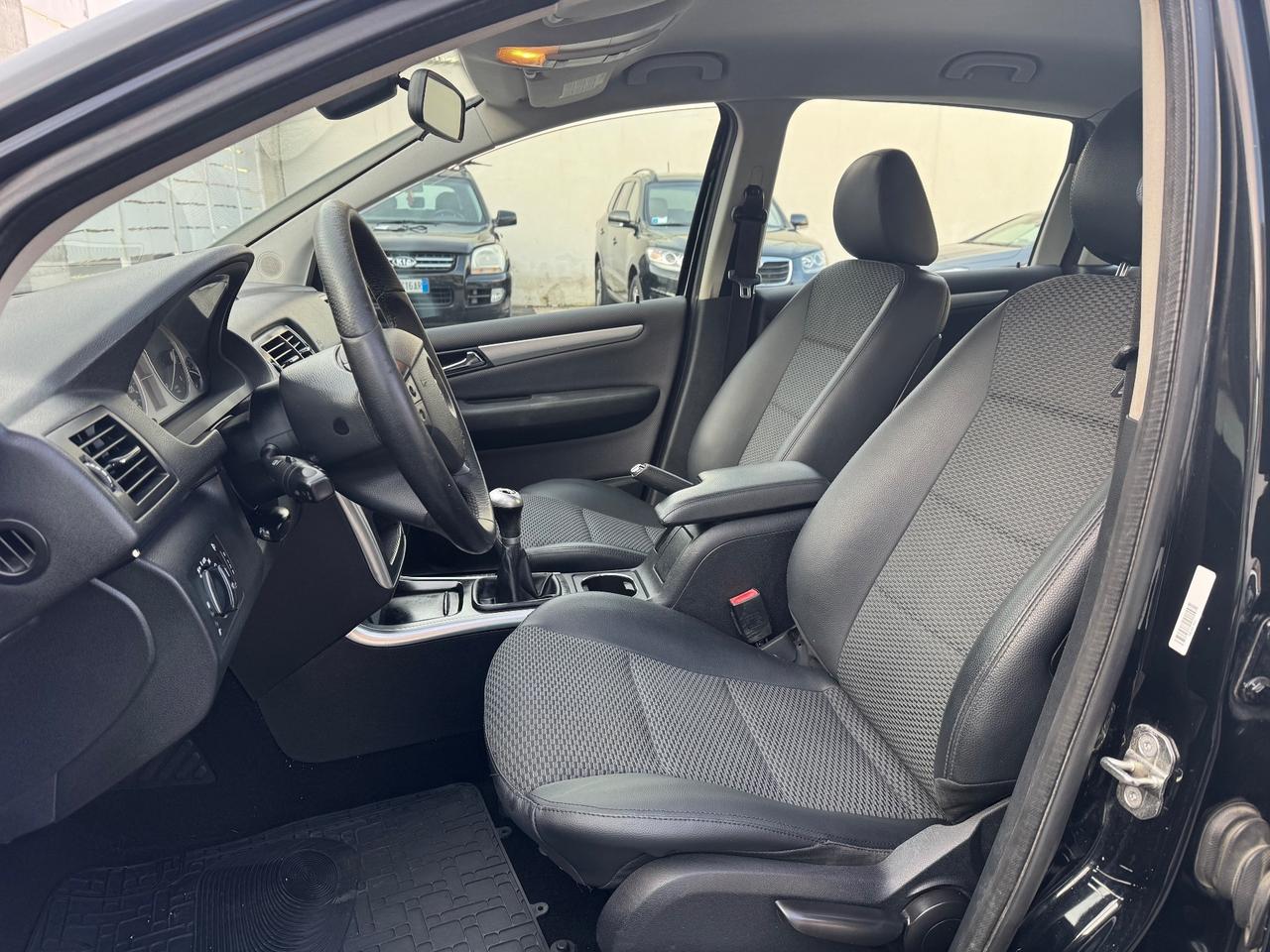 Mercedes Benz B180 2.0 DIESEL 109CV Sport 2010