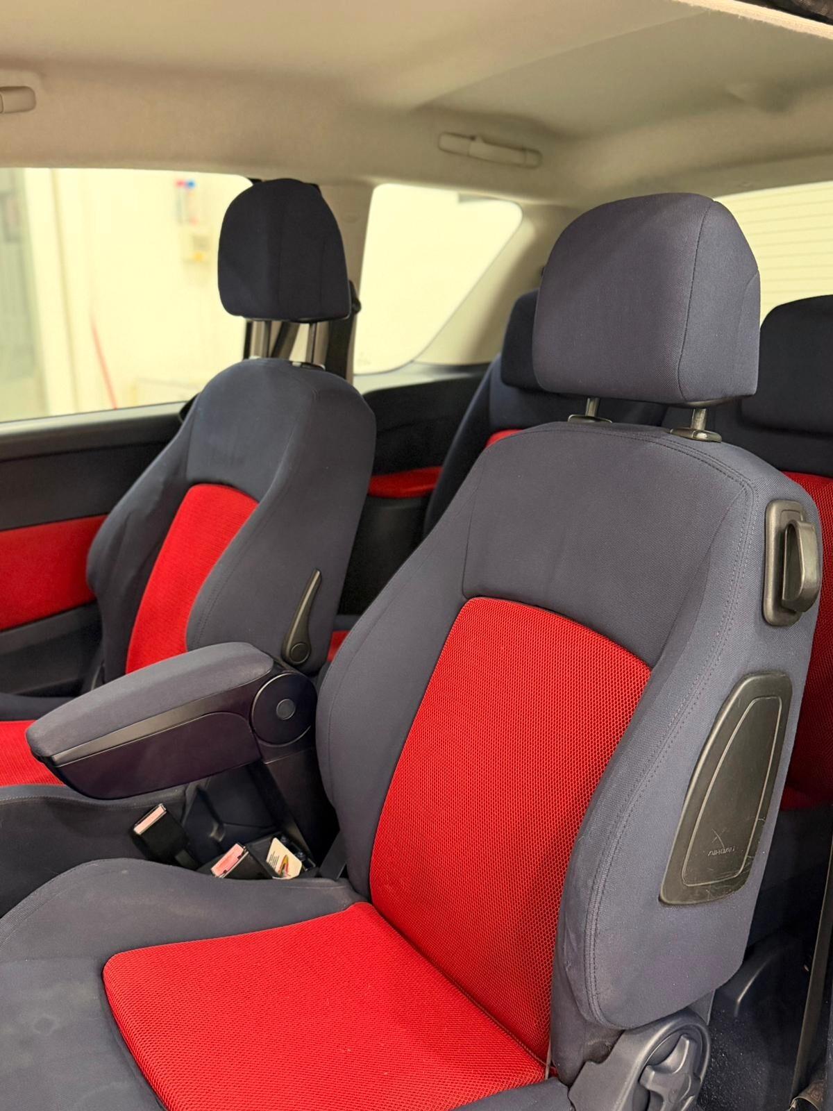 Peugeot 1007 Sport Automatica 110 cv