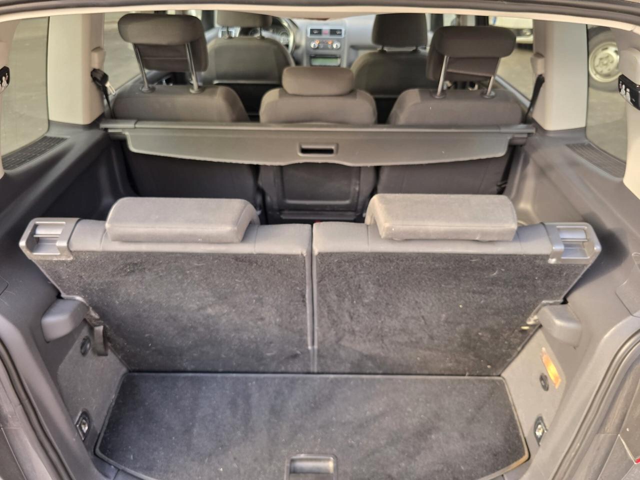 Volkswagen Touran 1.6 TDI DPF Comfortline 7 posti