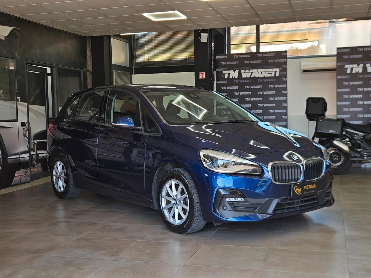 Bmw 216d Active Tourer Advantage auto - NEOPATENTATI