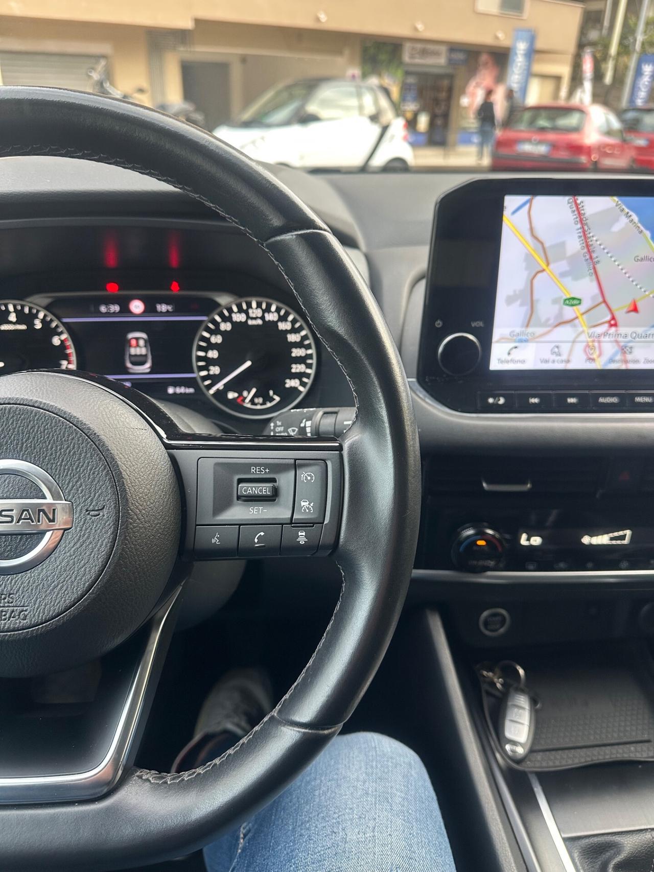 Nissan Qashqai MHEV 140 CV Business