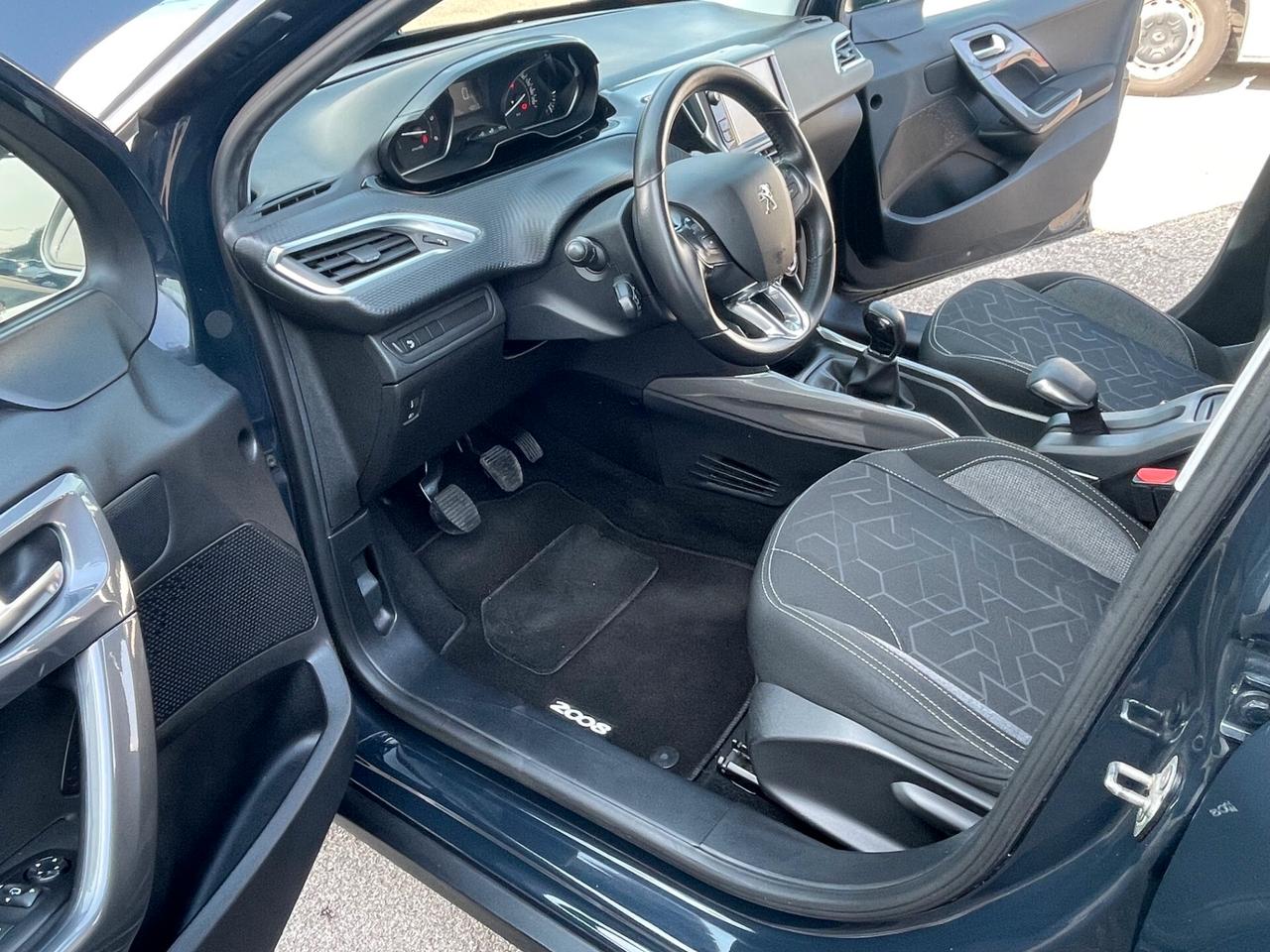 Peugeot 2008 1.6 BlueHDi 75cv Active