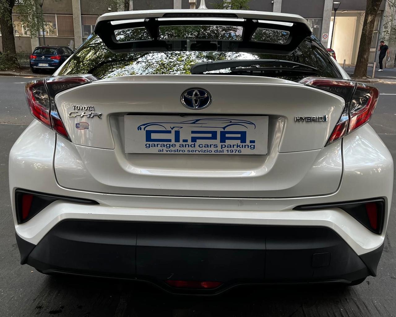 Toyota C-HR 1.8 Hybrid E-CVT Active