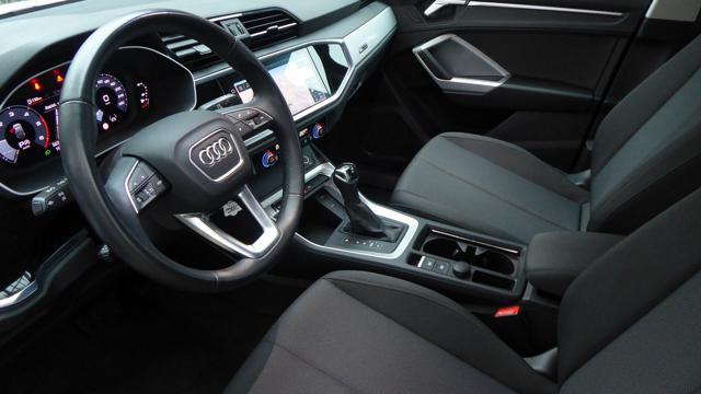 AUDI Q3 SPB 35 TDI S tronic Business Plus