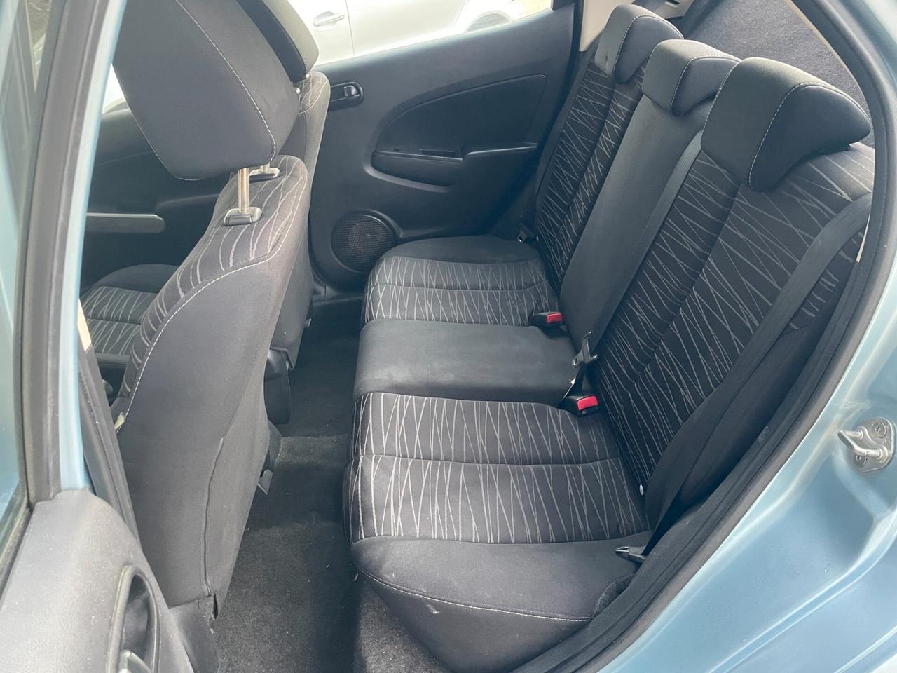 Mazda 2 1.3 5p. Fun FULL NEOPATENTATI TAGLIANDATA