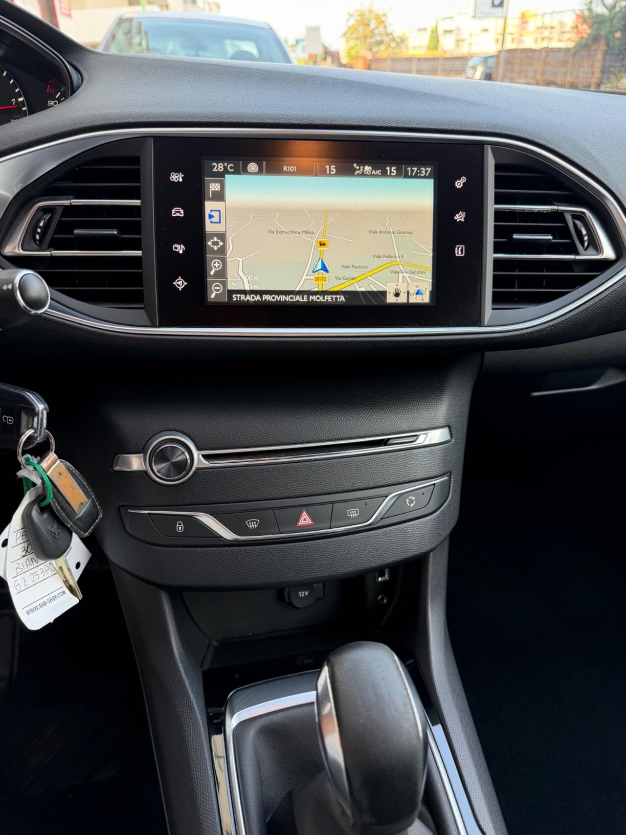 Peugeot 308 1.6 HDi 92 CV BERLINA *140.000km*