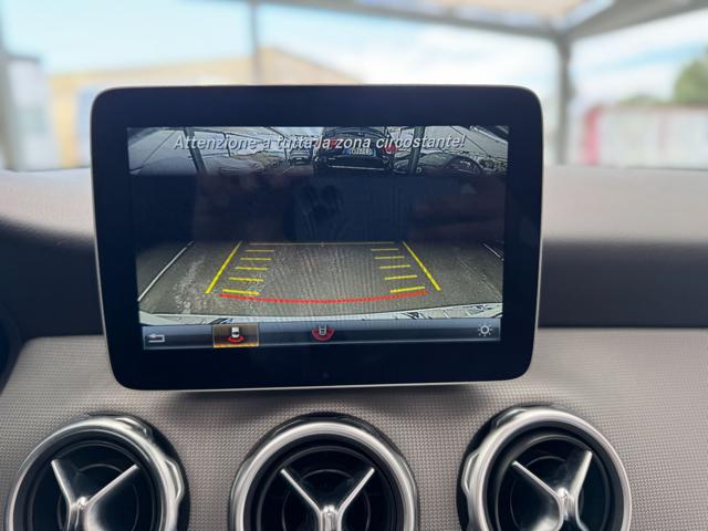 MERCEDES-BENZ GLA 180 d Automatic Sport (Tetto/Navi/Retro/Led)