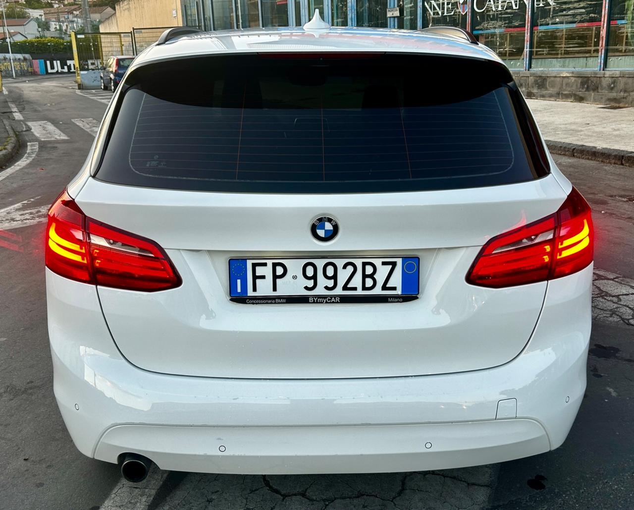 Bmw 2er Active Tourer 218d Luxury sport