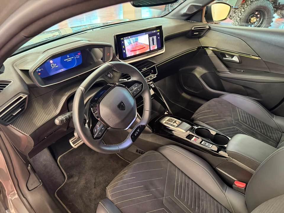 Peugeot 208 Hybrid 145 e-DCS6 GT