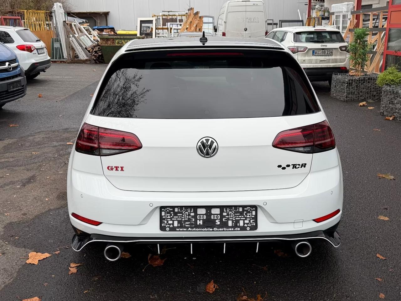 Volkswagen Golf GTI 2.0 TSI TCR DSG 5p. BlueMotion Technology 290 cv