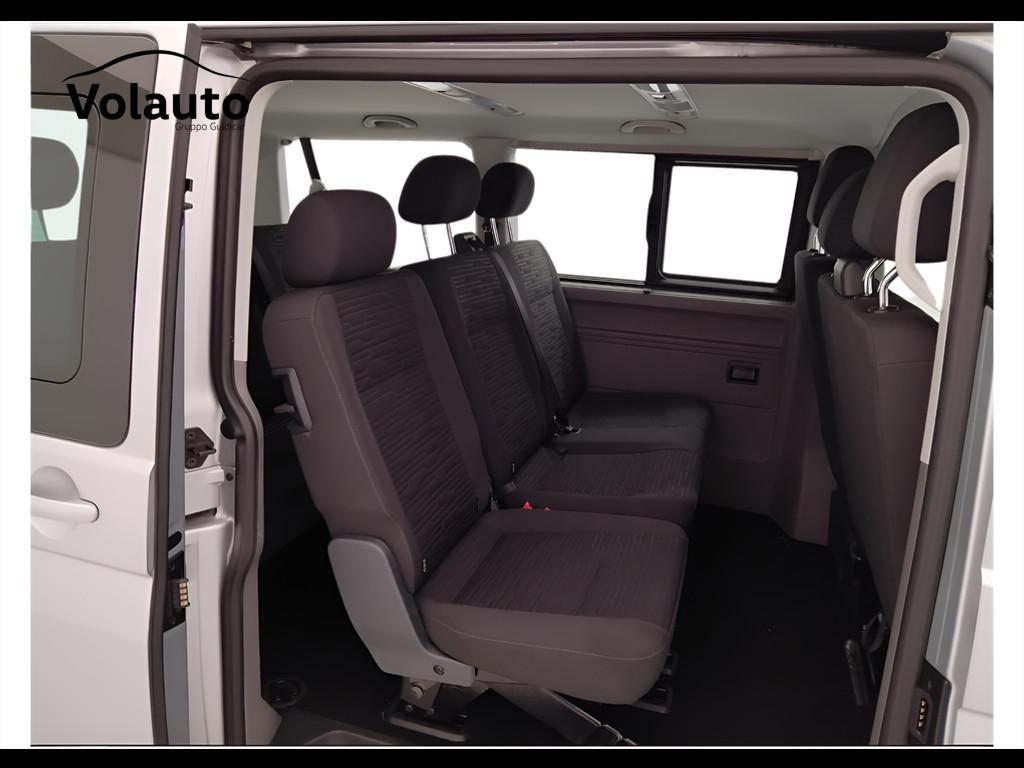 VOLKSWAGEN T6.1 Caravelle 2.0 tdi 150cv Comfortline p.c. dsg7