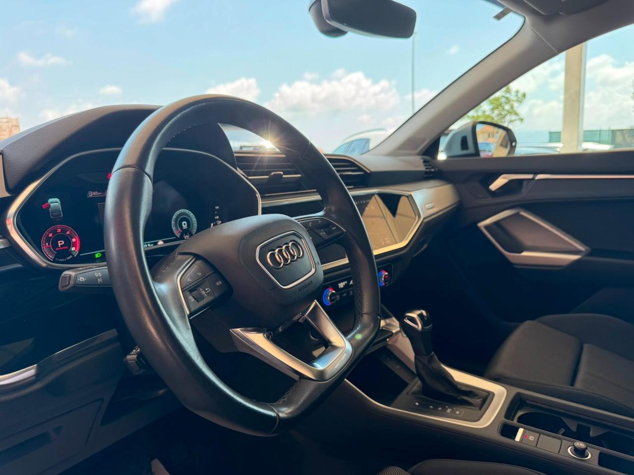 Audi Q3 SPB 35 TDI quattro S tronic Identity Black