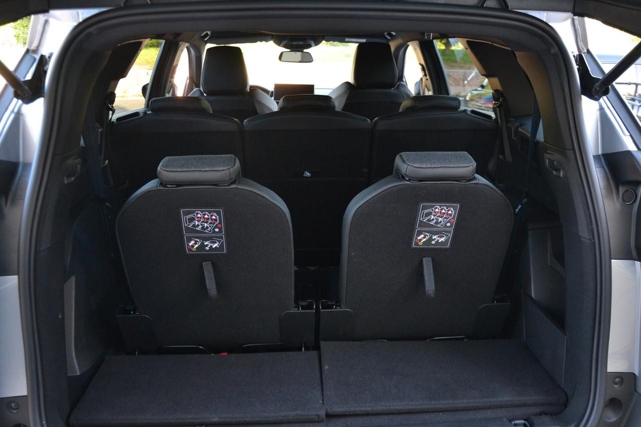 Peugeot 5008 1.5 HDi 130CV 7 POSTI AUT.**PREZZO REALE**UNIPRO'*
