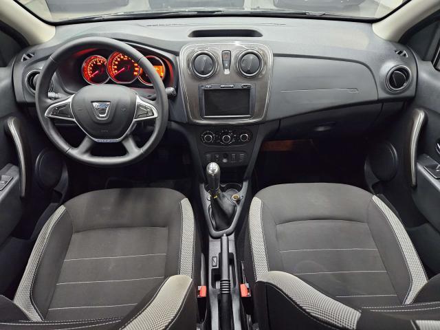 Dacia Sandero Sandero II 2017 Stepway Stepway 15th Anniversary