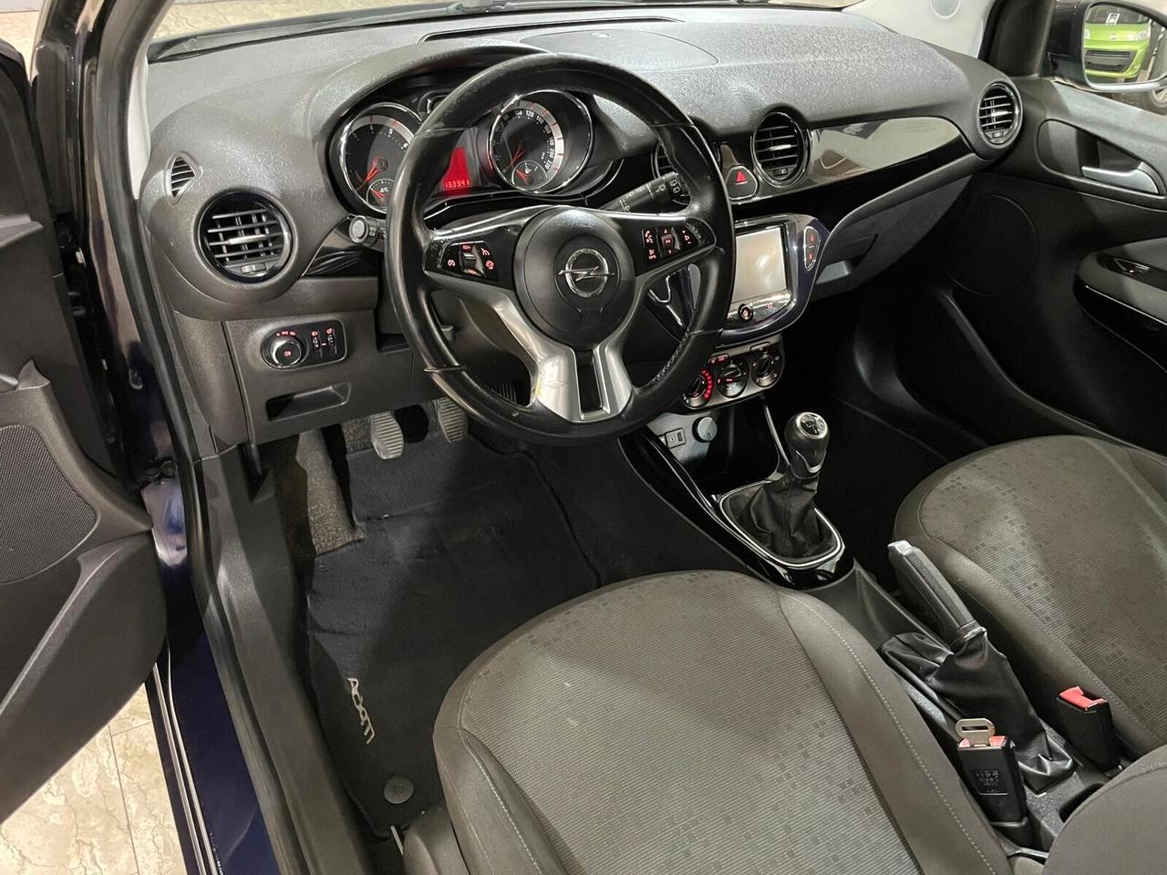 Opel Adam 1.2 70 CV White/Black Link GPL