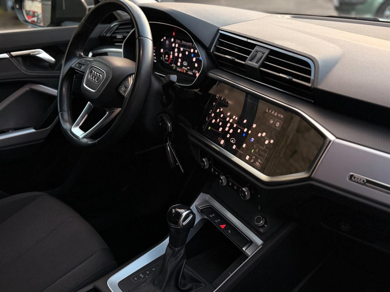 Audi Q3 35 TDI S tronic