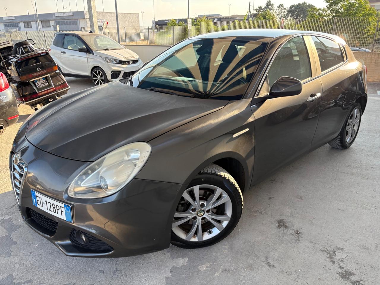 Alfa Romeo Giulietta 1.6 JTDm-2 105 CV Distinctive